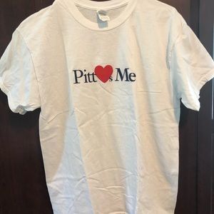 “Pitt ‘heart’ me” t shirt. Size Large